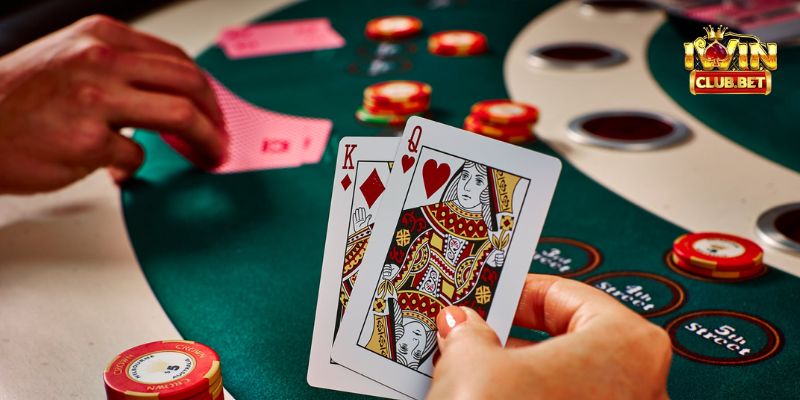 Học hỏi kinh nghiệm từ những người chơi Baccarat đi trước